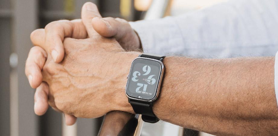 Smartwatches Hover